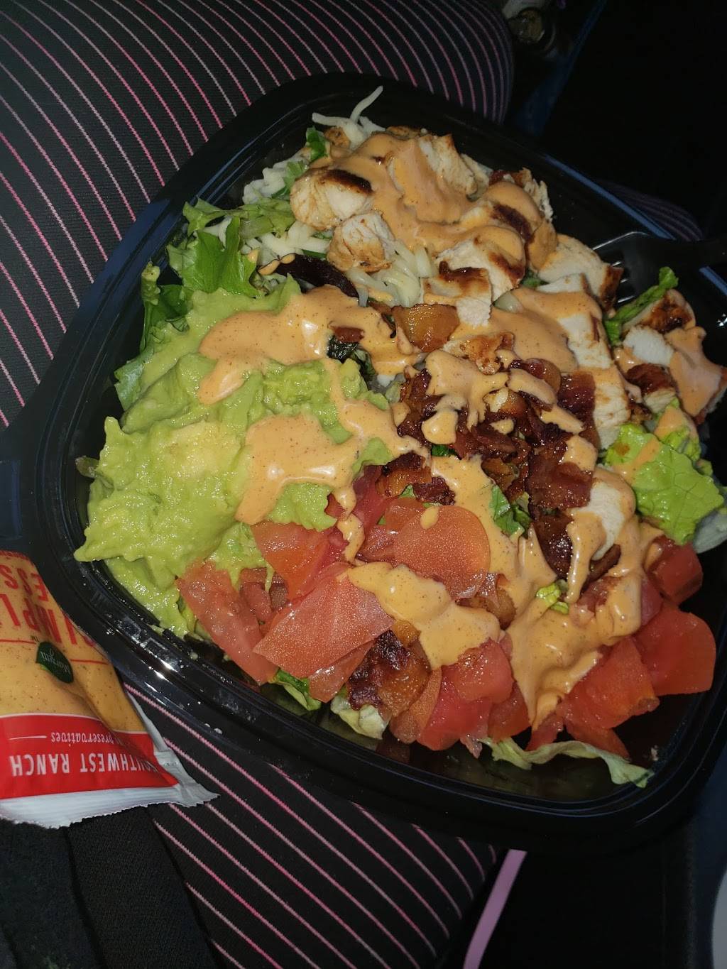 Wendys | restaurant | 2646 Watt Ave, Sacramento, CA 95821, USA | 9164831539 OR +1 916-483-1539