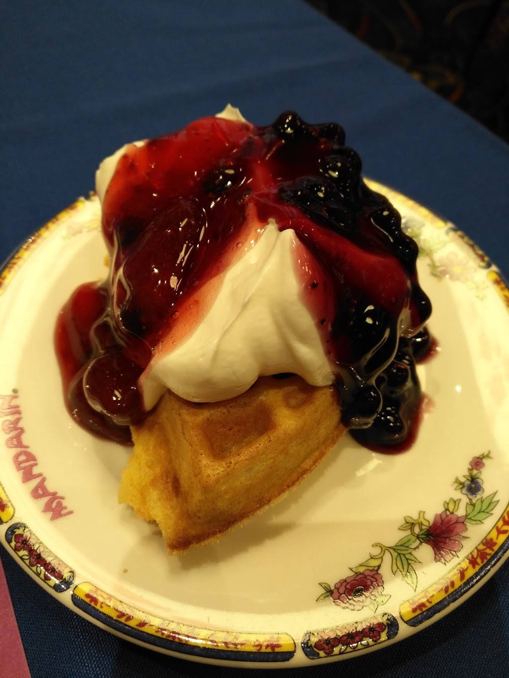 Mandarin Restaurant | restaurant | 1790 Hyde Park Rd, London, ON N6H 0K1, Canada | 5194721200 OR +1 519-472-1200