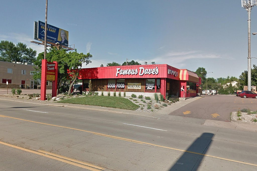 Famous Daves Bar-B-Que | meal takeaway | 2700 S Minnesota Ave, Sioux Falls, SD 57105, USA | 6053348800 OR +1 605-334-8800