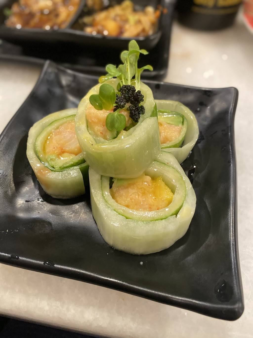 Izumi Revolving Sushi | restaurant | 94 Serramonte Center, Daly City, CA 94015, USA | 6509855555 OR +1 650-985-5555