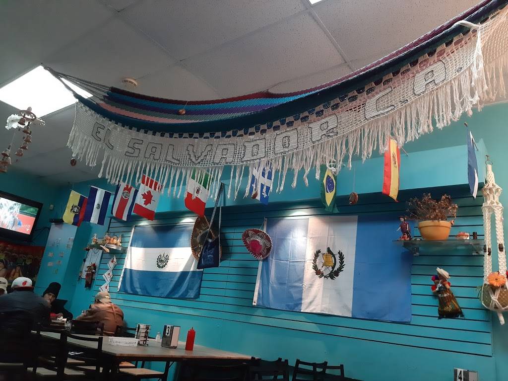 Restaurant Deli-Nachos | restaurant | 111 Rue Lachapelle E, Saint-Rémi, QC J0L 2L0, Canada | 4389898197 OR +1 438-989-8197