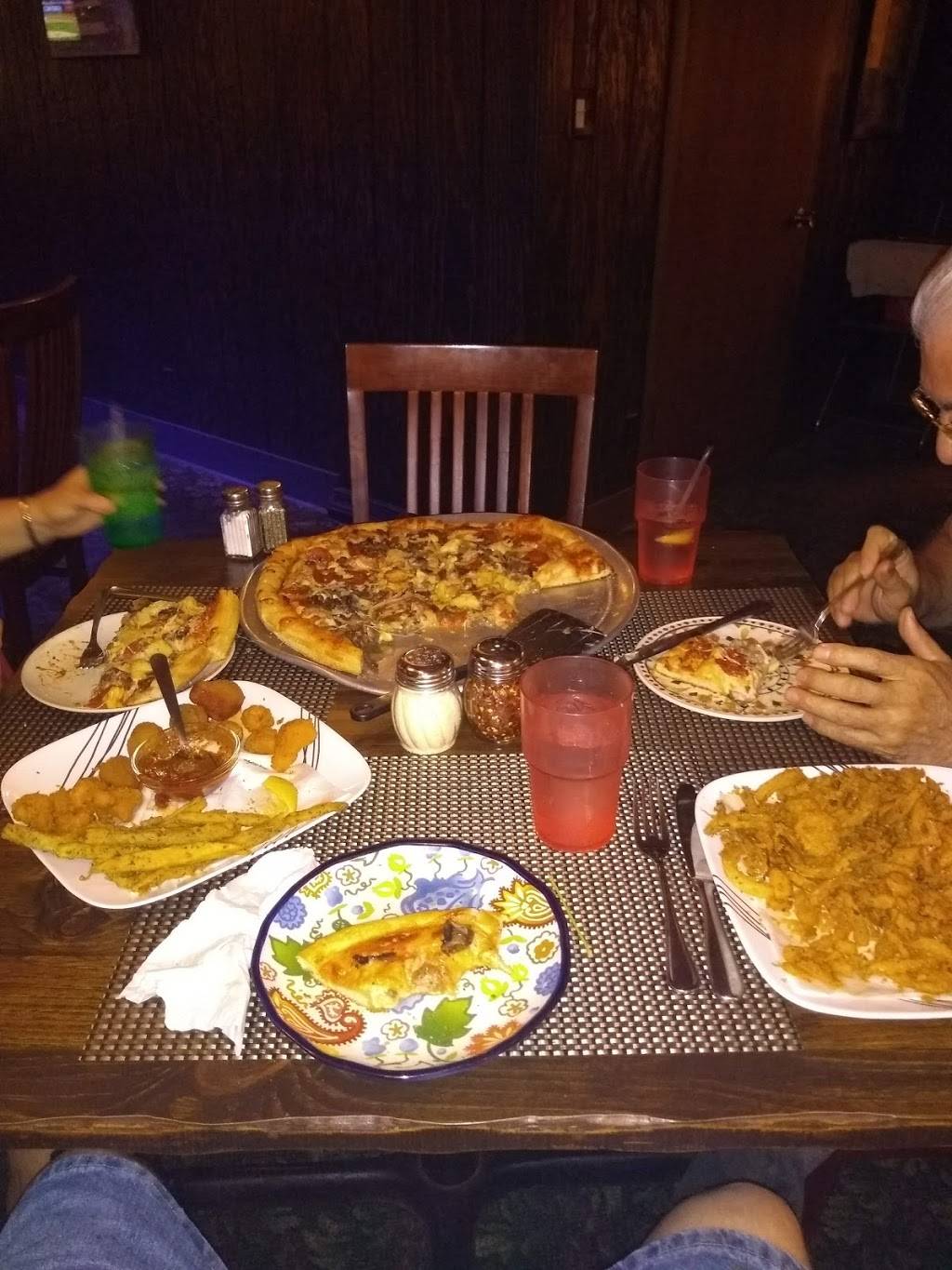 Taninos Italian & Amer Restaurant | restaurant | 3525 S 76th St, Milwaukee, WI 53220, USA | 4145453131 OR +1 414-545-3131