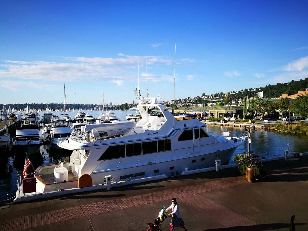 Daniels Broiler - South Lake Union | restaurant | 809 Fairview Pl N, Seattle, WA 98109, USA | 2066218262 OR +1 206-621-8262