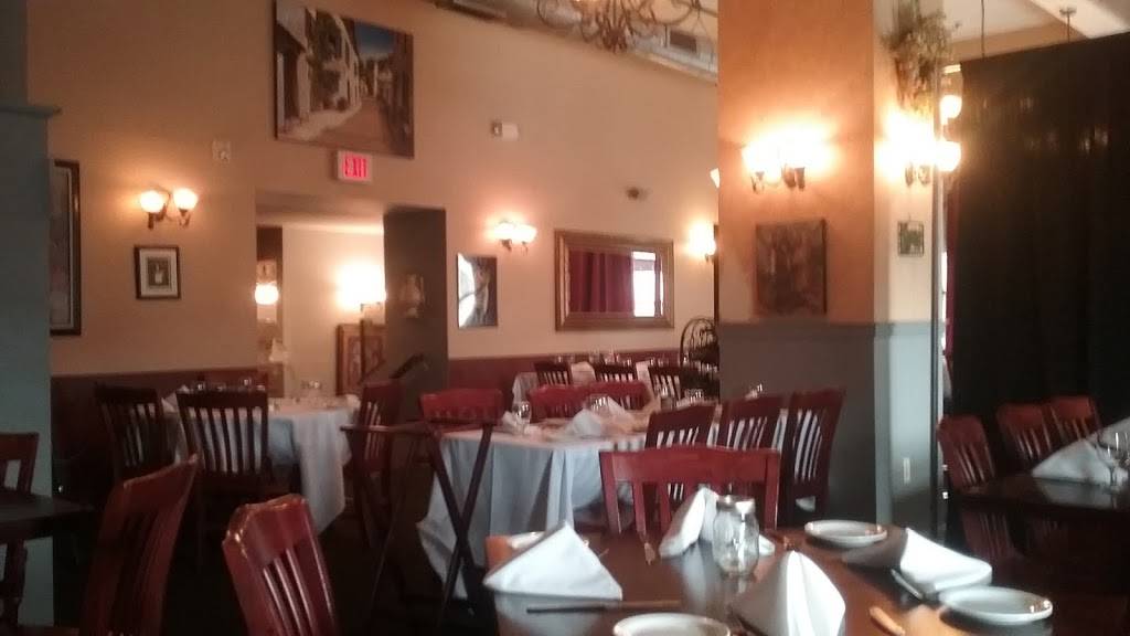 Amicis | restaurant | 35 Main St, Poughkeepsie, NY 12601, USA | 8454524700 OR +1 845-452-4700