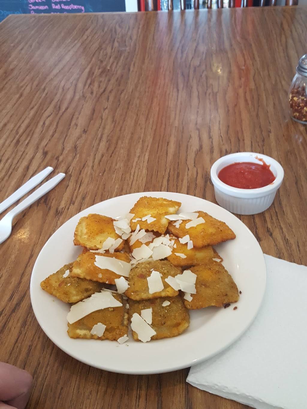 Adrianos Brick Oven | restaurant | 18 N Walnut St, Glenwood, IA 51534, USA | 7125209108 OR +1 712-520-9108