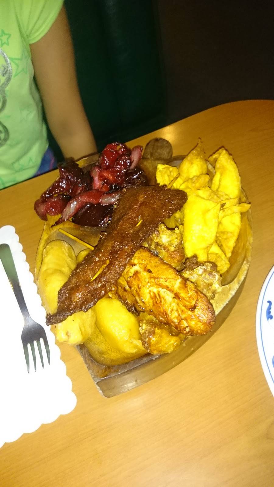 Sun Sun | restaurant | 239 Water St, Randolph, ME 04346, USA | 2075826688 OR +1 207-582-6688