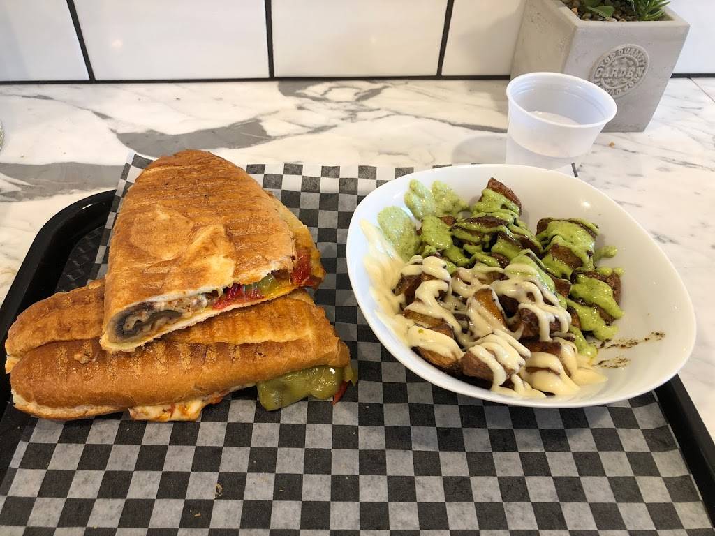 Forketta Épicerie Gourmet | restaurant | 3589 Rue Beaubien E, Montréal, QC H1X 1H1, Canada | 5147276885 OR +1 514-727-6885