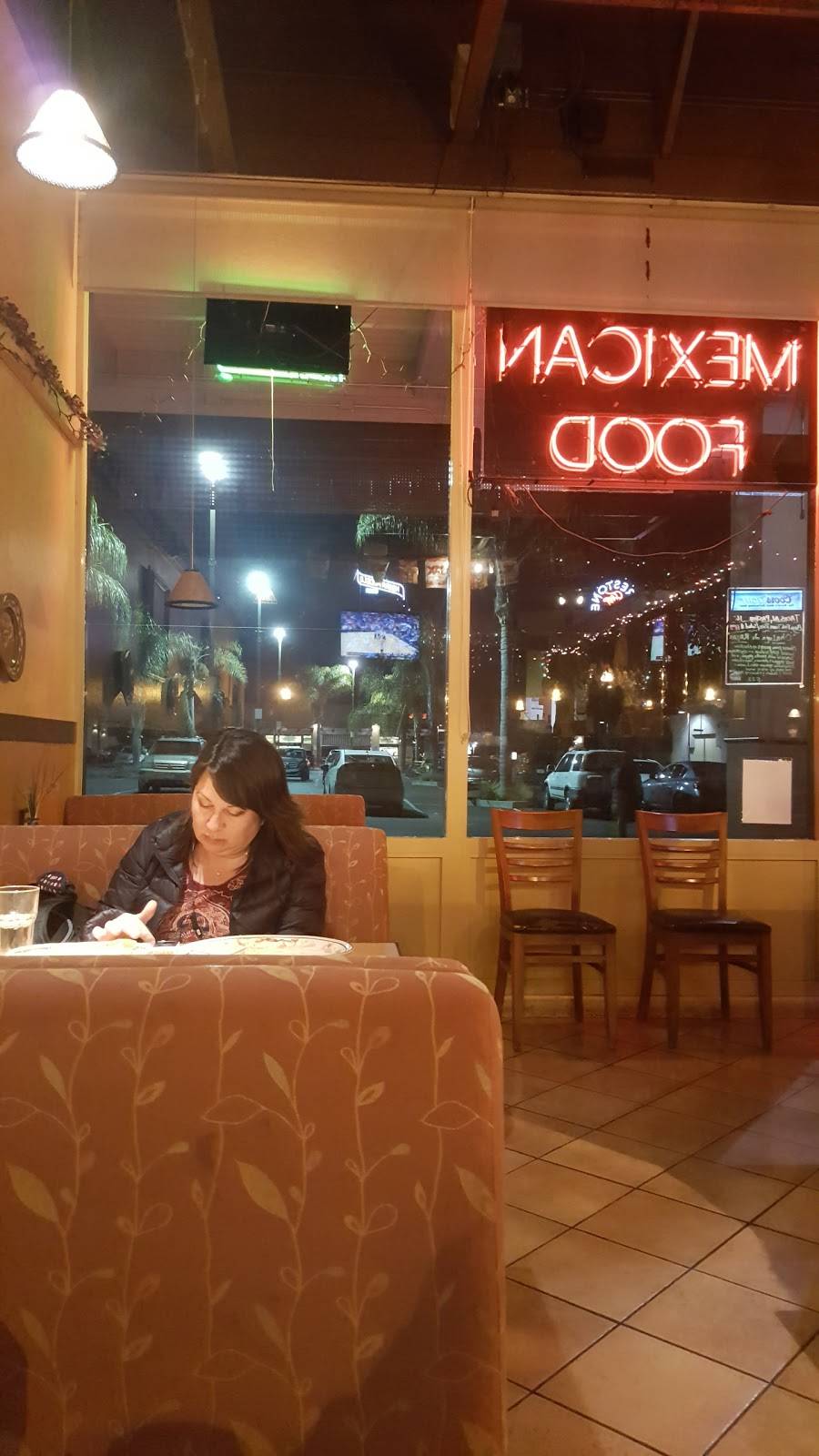 Red Pepper Bar and Grill | restaurant | 2310 Homestead Rd J, Los Altos, CA 94024, USA | 4087378588 OR +1 408-737-8588