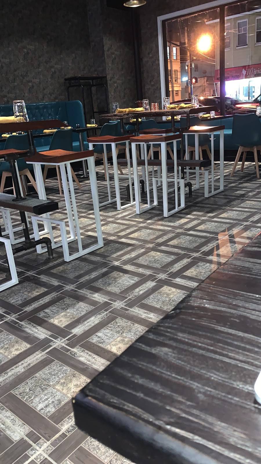 African Pot Eatery & Bar | restaurant | 564 S Broad St, Elizabeth, NJ 07202, USA | 9086628844 OR +1 908-662-8844