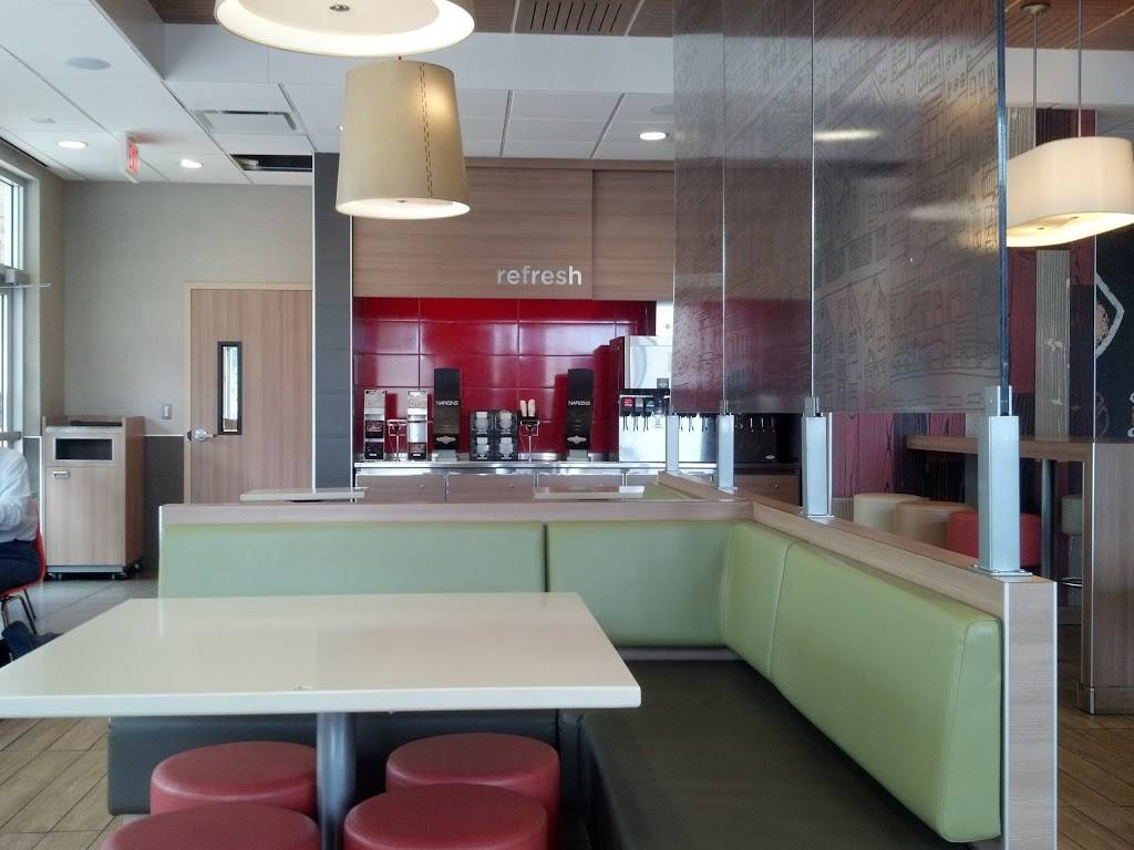 McDonalds | cafe | 11301 SW 40th St, Miami, FL 33165, USA | 3052230179 OR +1 305-223-0179