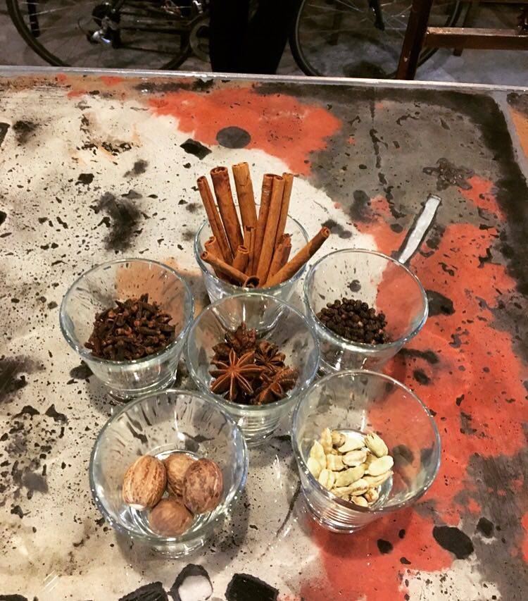 HandleBar Cafe & Bike Shop | cafe | 511 S Caroline St, Baltimore, MD 21231, USA | 4434387065 OR +1 443-438-7065