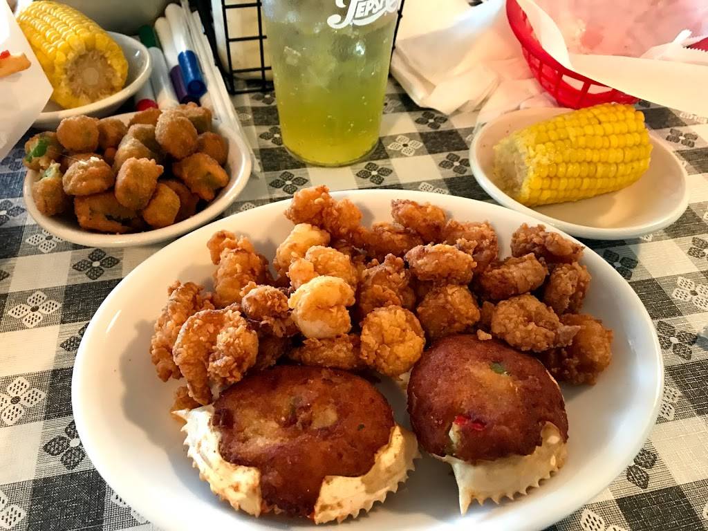 Something Fishy Seafood | restaurant | 3436 S College Rd, Wilmington, NC 28412, USA | 9103950909 OR +1 910-395-0909