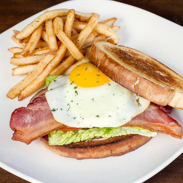 ODonovans Restaurant & Pub | restaurant | 101 E 3rd St, Pomona, CA 91766, USA | 9093974384 OR +1 909-397-4384