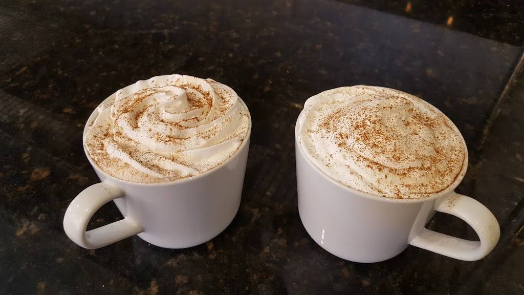 Hannas Bistro & Cafe | restaurant | 11 Monaco Dr, Roselle, IL 60172, USA | 6302374450 OR +1 630-237-4450