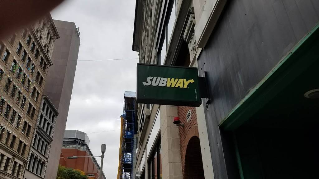 Subway | meal takeaway | 274 Franklin St, Boston, MA 02110, USA | 6173307883 OR +1 617-330-7883