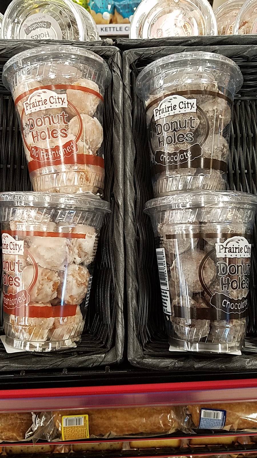 Circle K | cafe | 100 W Geneva Rd, Wheaton, IL 60187, USA | 6306684628 OR +1 630-668-4628