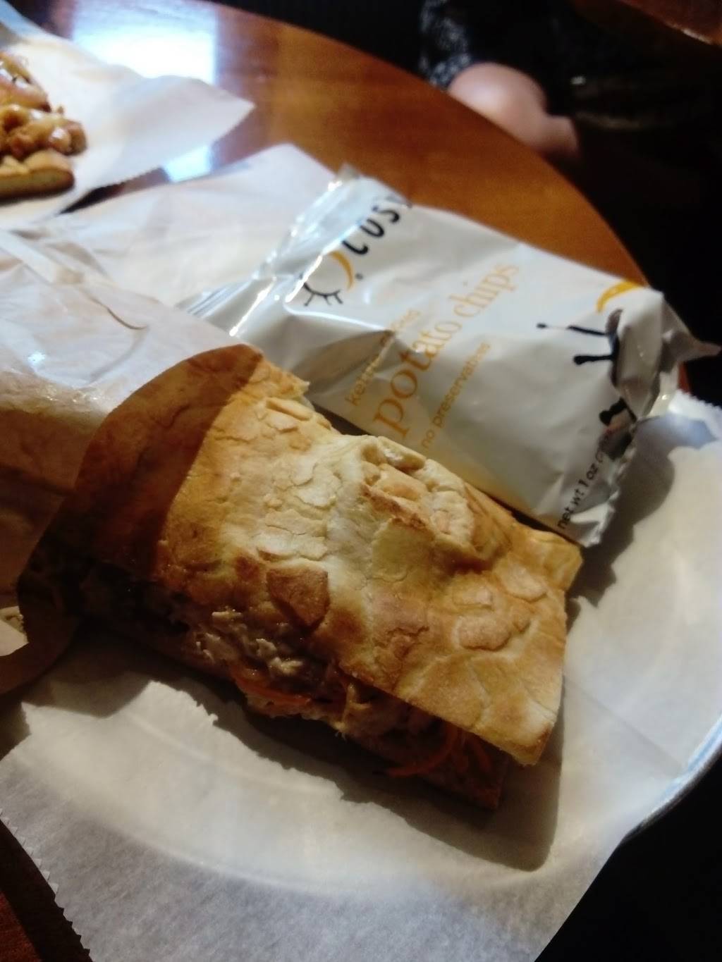 Cosi | meal takeaway | 1001 Pennsylvania Ave NW, Washington, DC 20004, USA | 2026280602 OR +1 202-628-0602