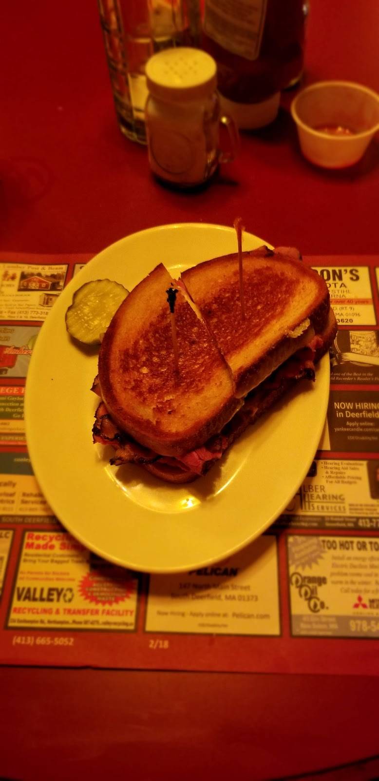 Wolfies Restaurant | restaurant | 52 S Main St, South Deerfield, MA 01373, USA | 4136657068 OR +1 413-665-7068