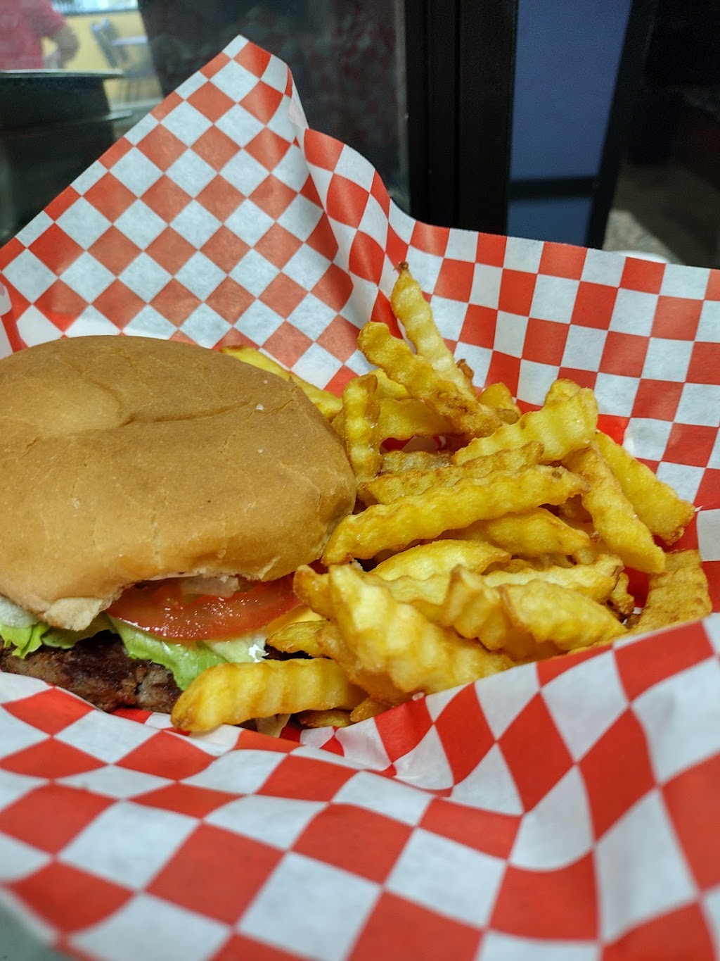 The Burger And Taco Hut | restaurant | 3206 Avenue R, Rosenberg, TX 77471, USA | 3467556106 OR +1 346-755-6106