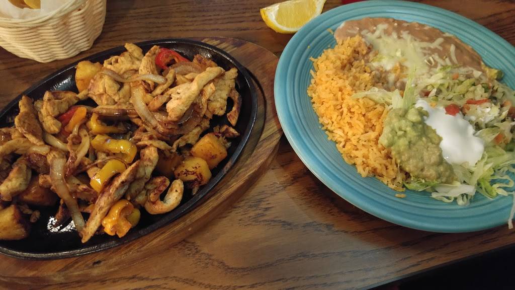 Los Mexicanos | restaurant | 1055 N Main St, Beaver Dam, KY 42320, USA | 2702742222 OR +1 270-274-2222