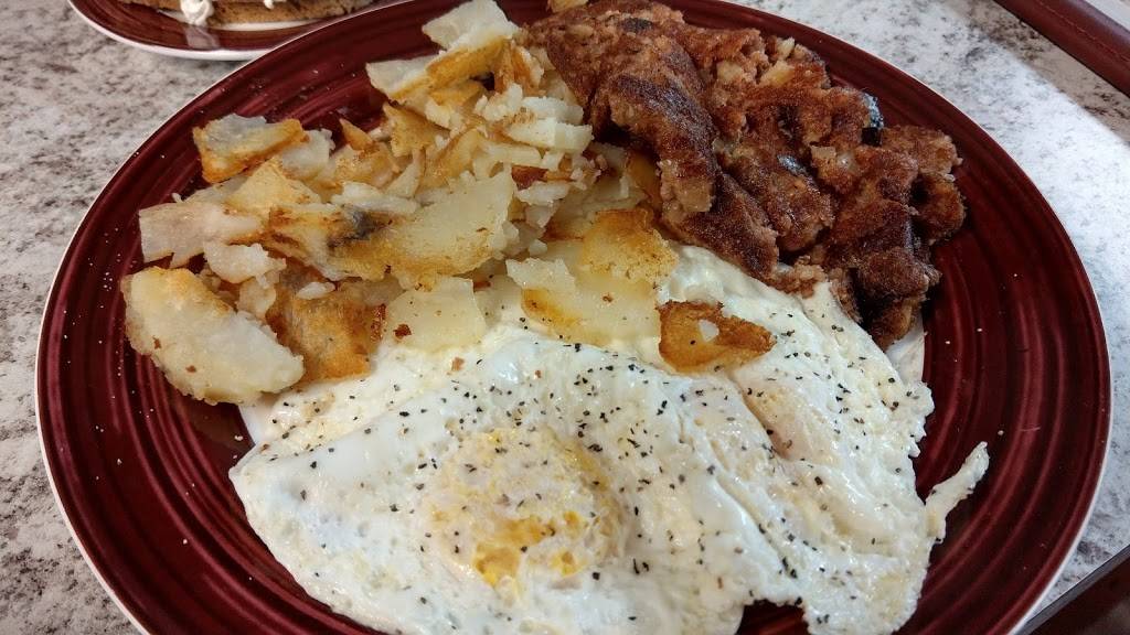 Train Stop Restaurant | restaurant | 606 South Ave, Secane, PA 19018, USA | 6103280784 OR +1 610-328-0784