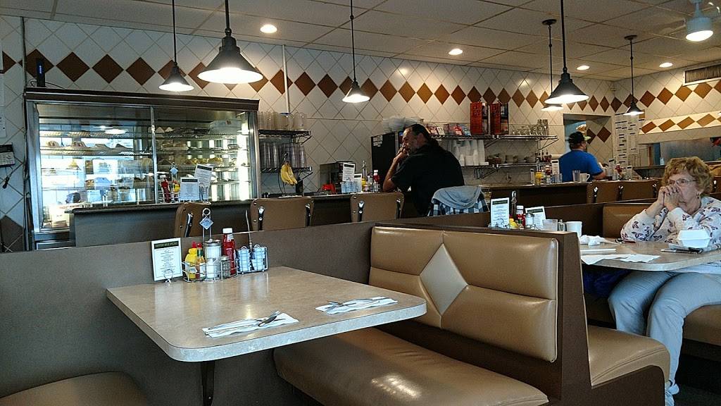 Andarys Grill & Deli | restaurant | 23447 Gratiot Ave, Eastpointe, MI 48021, USA | 5867734244 OR +1 586-773-4244