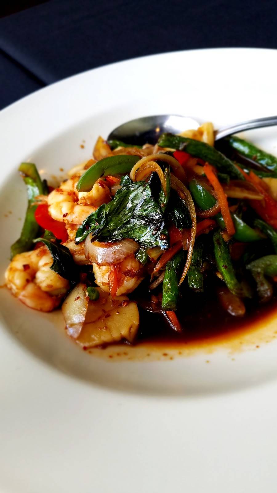 Mint & Lime Asian Bistro | restaurant | 7180 Fulton Rd NW, Canton, OH 44718, USA | 3302803868 OR +1 330-280-3868