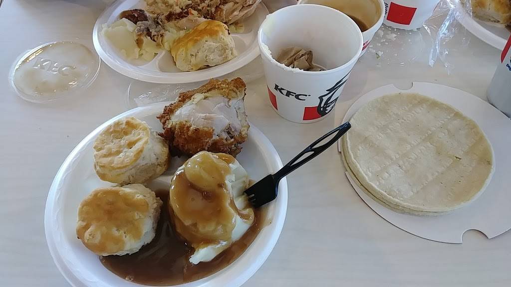 KFC | restaurant | 2674 Mt Vernon Ave, Bakersfield, CA 93305, USA | 6618717400 OR +1 661-871-7400