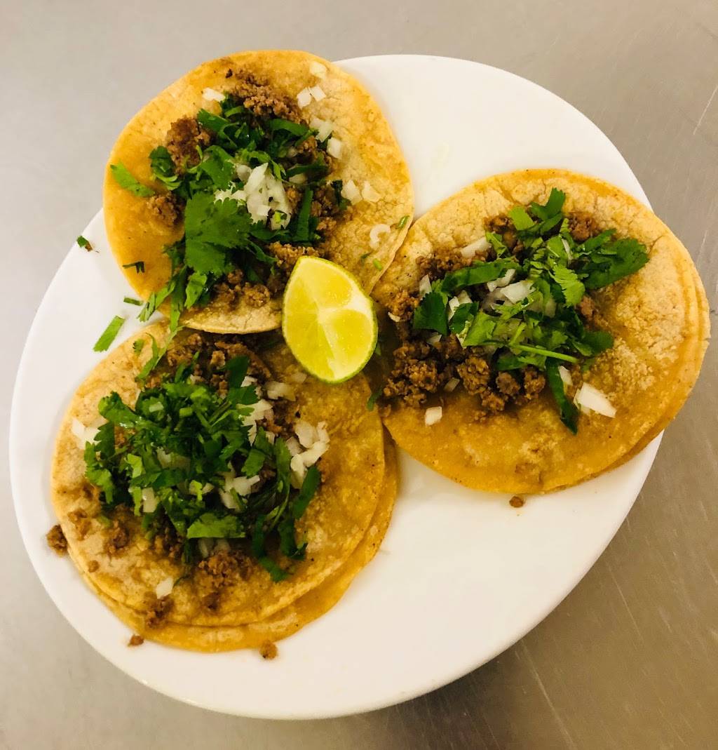 El Sabroso | restaurant | 320 Cedar St, Chillicothe, IL 61523, USA | 3092748202 OR +1 309-274-8202