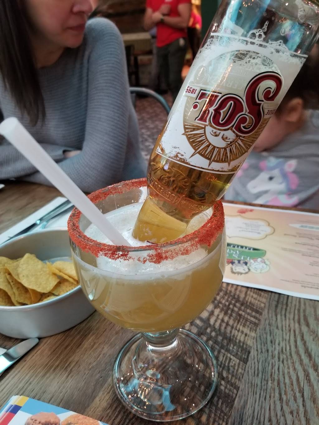 3 Amigos | restaurant | 1007 Boulevard des Seigneurs, Terrebonne, QC J6W 3W5, Canada | 4503263200 OR +1 450-326-3200