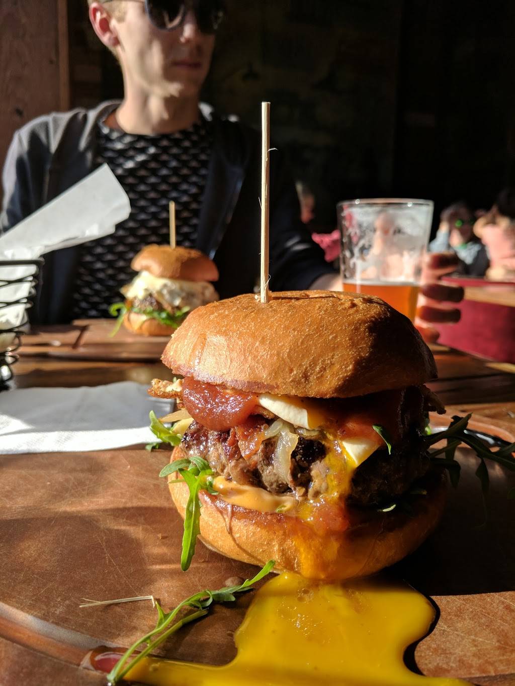 The Standing Room Restaurant | restaurant | 1320 Hermosa Ave, Hermosa Beach, CA 90254, USA | 3103181272 OR +1 310-318-1272