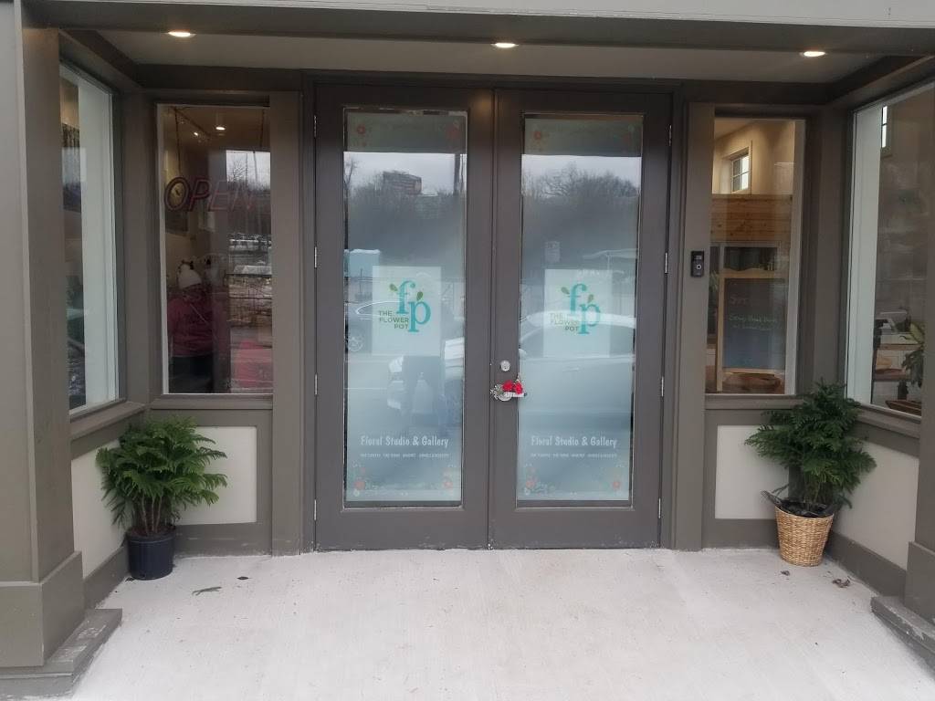 Flower Pot Galleria & Eatery | restaurant | 1520 Washington Ave 1 Floor, Knoxville, TN 37917, USA | 8652403499 OR +1 865-240-3499