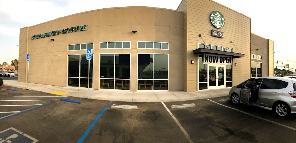 Starbucks | cafe | 2365 S 4th St, El Centro, CA 92243, USA | 7603353531 OR +1 760-335-3531