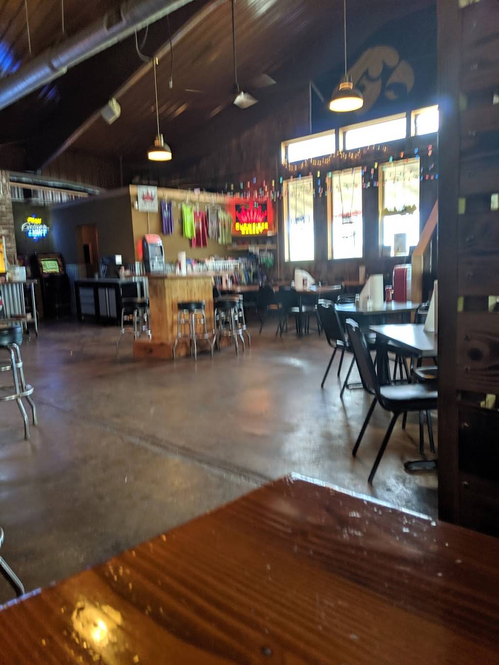 Softtail Saloon | restaurant | 811 1st Ave, Superior, IA 51363, USA | 7128584500 OR +1 712-858-4500