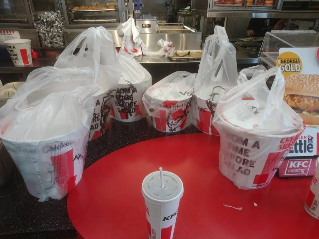 KFC | restaurant | 3777 Pacific Coast Hwy, Torrance, CA 90505, USA | 3103731222 OR +1 310-373-1222