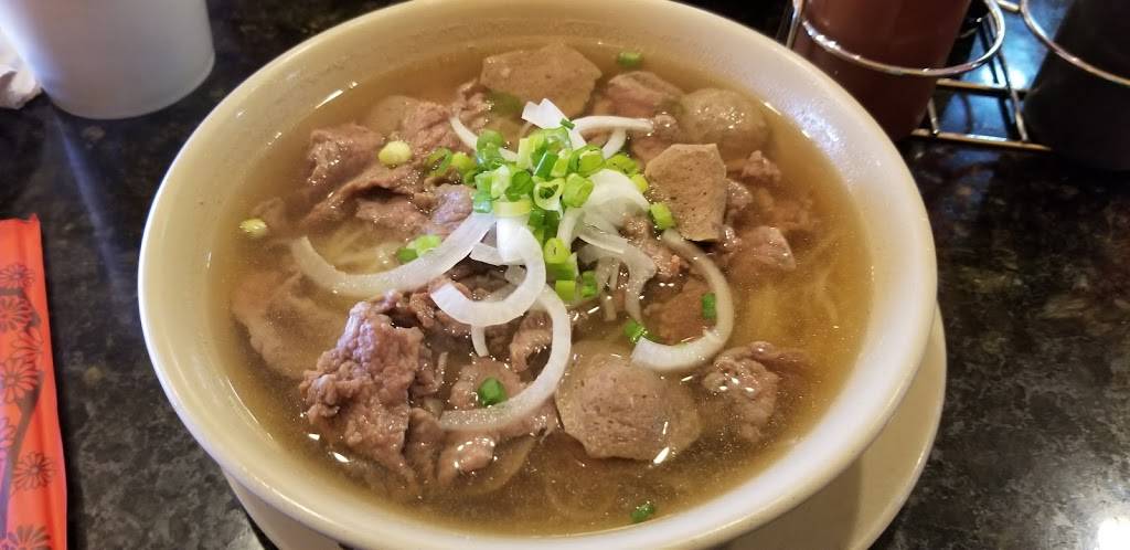 China Express | restaurant | 2443 N Main St, Las Cruces, NM 88001, USA | 5755259411 OR +1 575-525-9411