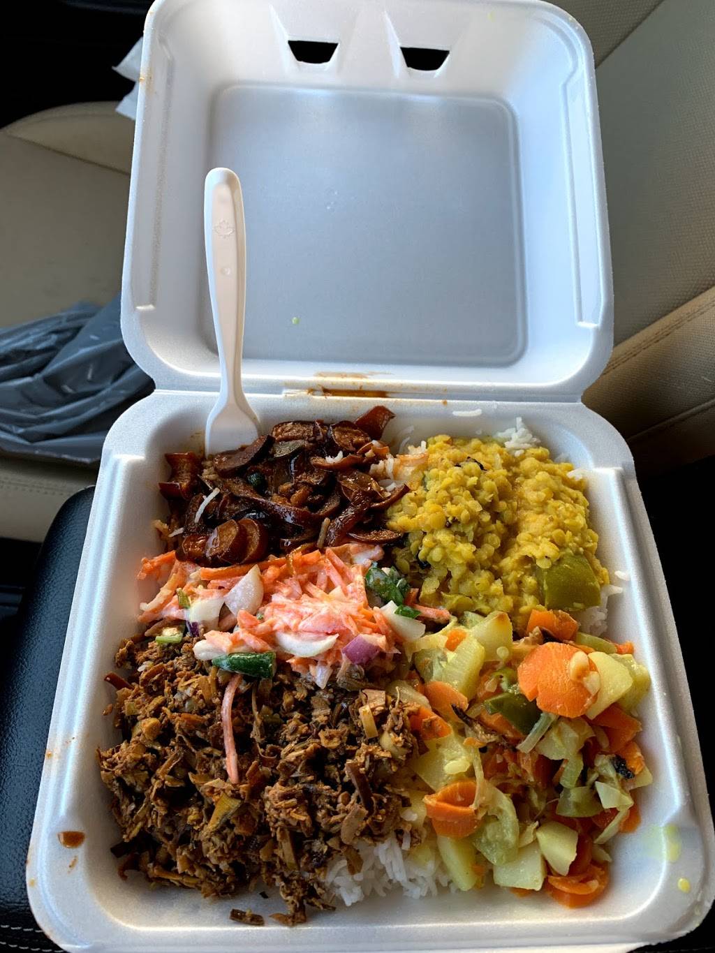 Kanga Take Out Restaurant | restaurant | 1179 Victoria Park Ave, Scarborough, ON M4B 2K5, Canada | 4167509494 OR +1 416-750-9494