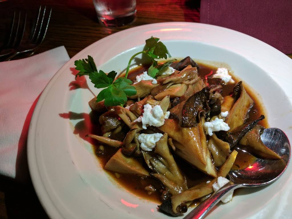 The Brazen Head | restaurant | 3166 Buchanan St, San Francisco, CA 94123, USA | 4159217600 OR +1 415-921-7600