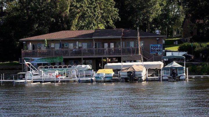 Boat House Grill and Bar | restaurant | 406 9th St NE, Waseca, MN 56093, USA | 5078352419 OR +1 507-835-2419