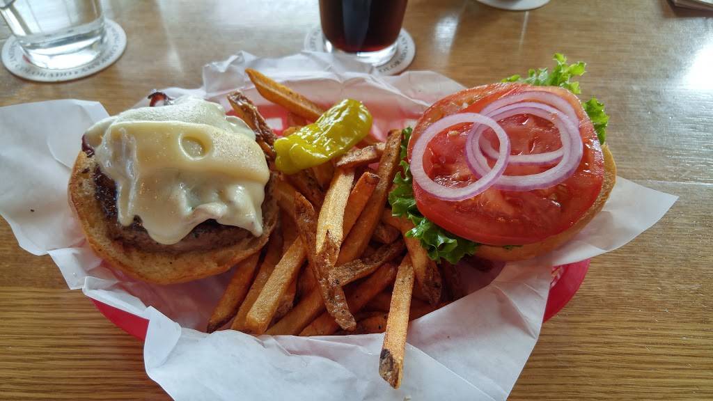 Longs Peak Pub & Taphouse | restaurant | 600 Longs Peak Ave, Longmont, CO 80501, USA | 3036517886 OR +1 303-651-7886