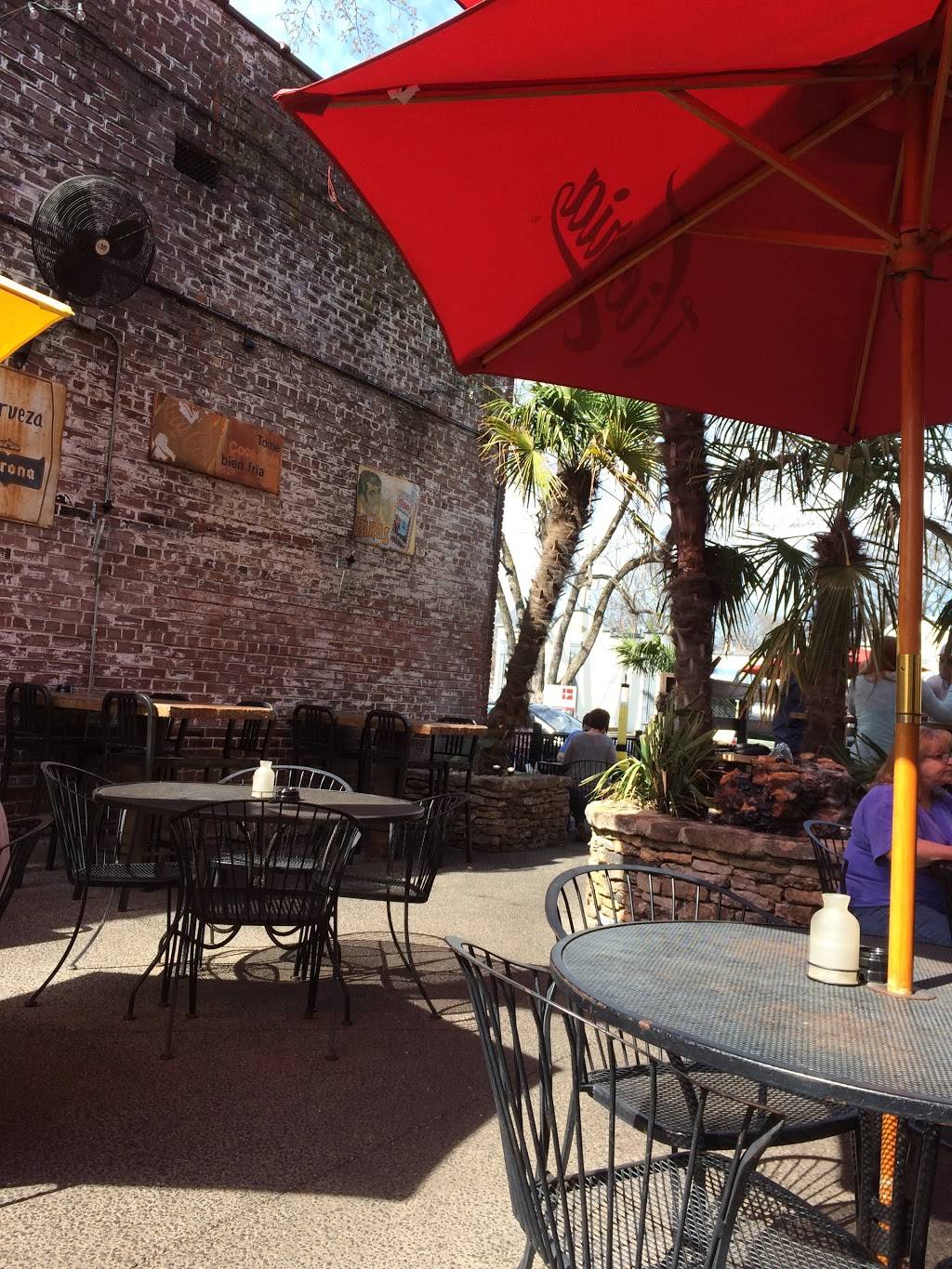 Cafe Ole | restaurant | 959 Cooper St, Memphis, TN 38104, USA | 9013430103 OR +1 901-343-0103