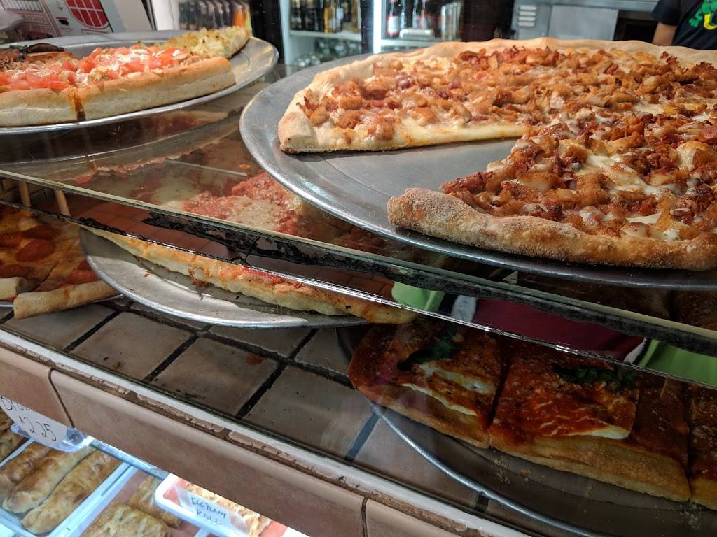 Pinos La Forchetta Pizza | meal delivery | 2660, 181 7th Ave, Brooklyn, NY 11215, USA | 7189654020 OR +1 718-965-4020