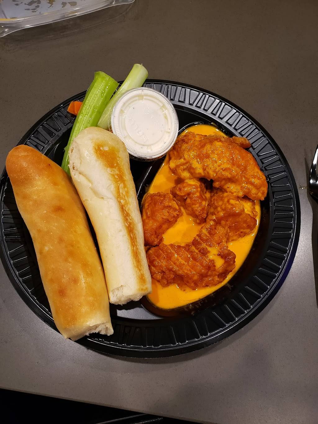 Epic Wings | restaurant | 481 Broadway A, Chula Vista, CA 91910, USA | 6194767667 OR +1 619-476-7667