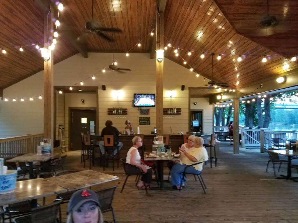 Riverview Restaurant & Marina | restaurant | 110 Old River Rd, Ashland City, TN 37015, USA | 6157927358 OR +1 615-792-7358