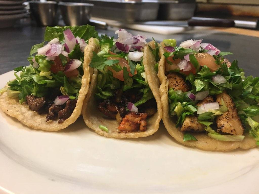 Ceviche Cantina | restaurant | 3553 E 100th St, Chicago, IL 60617, USA | 7733594235 OR +1 773-359-4235