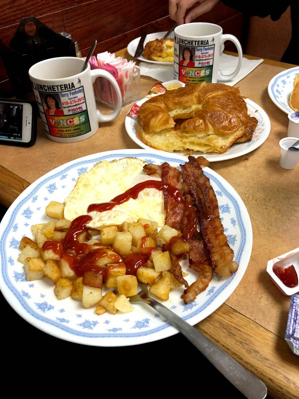 Linthicum Luncheteria | restaurant | 412 S Camp Meade Rd, Linthicum Heights, MD 21090, USA | 4106916000 OR +1 410-691-6000