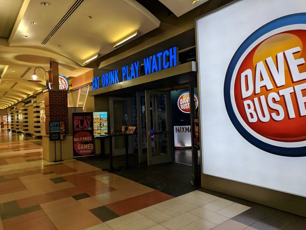 Dave & Busters | restaurant | 1 Galleria Dr, Buffalo, NY 14225, USA | 7169322515 OR +1 716-932-2515