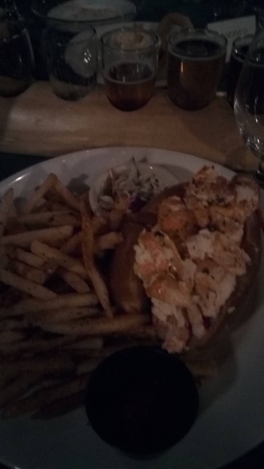 Kawanhee Inn & Restaurant | restaurant | 12 Annes Way, Weld, ME 04285, USA | 2075852000 OR +1 207-585-2000