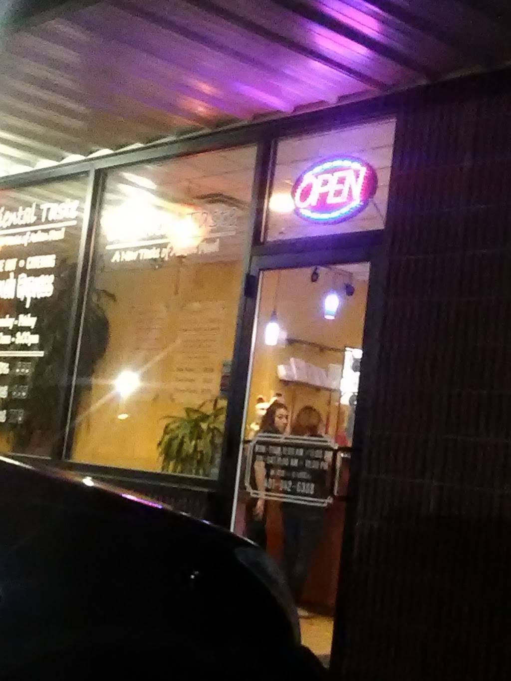 Oriental Taste | restaurant | 2244 Plainfield Pike #6, Cranston, RI 02921, USA | 4019426388 OR +1 401-942-6388