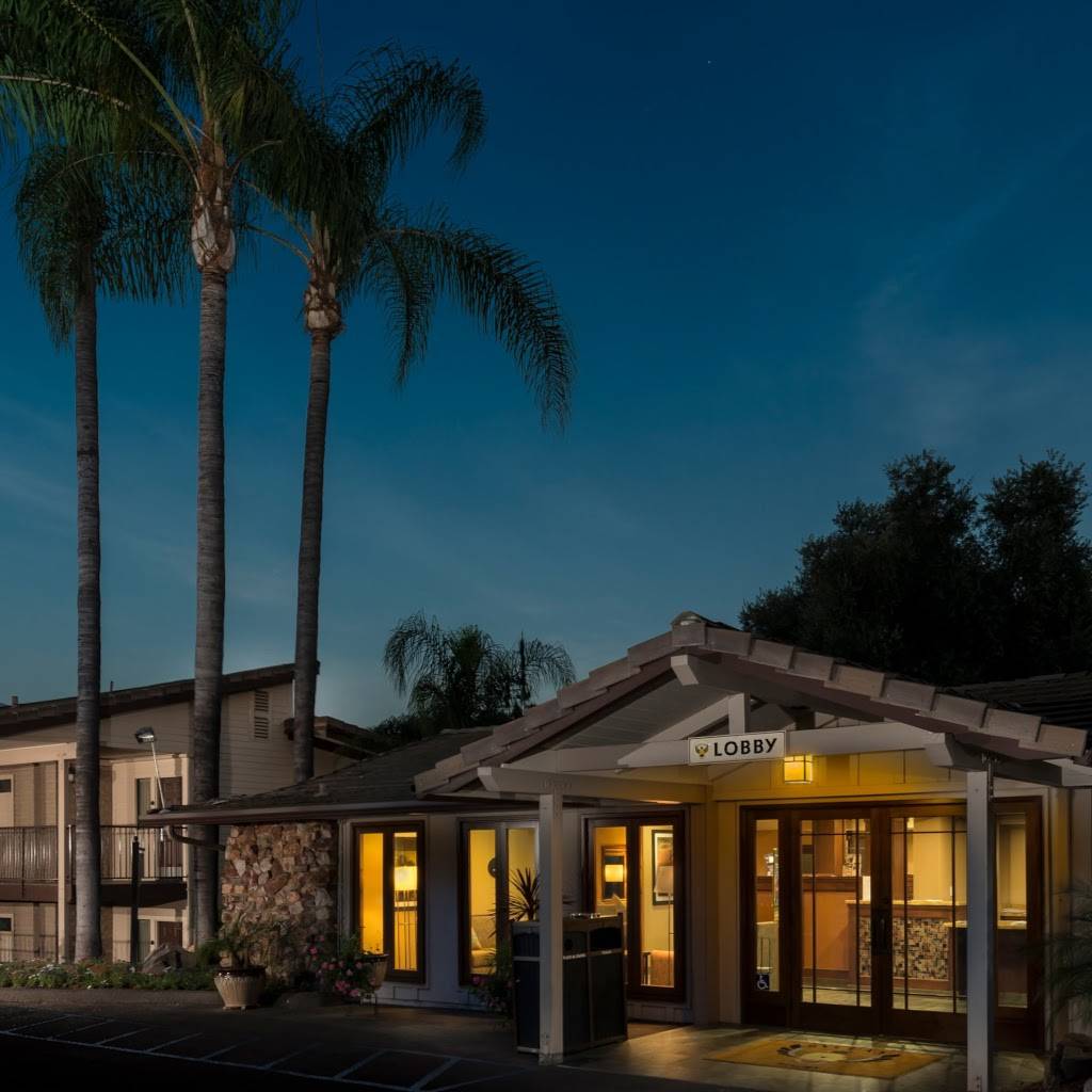 Singing Hills Golf Resort at Sycuan | restaurant | 3007 Dehesa Rd, El Cajon, CA 92019, USA | 8004575568 OR +1 800-457-5568